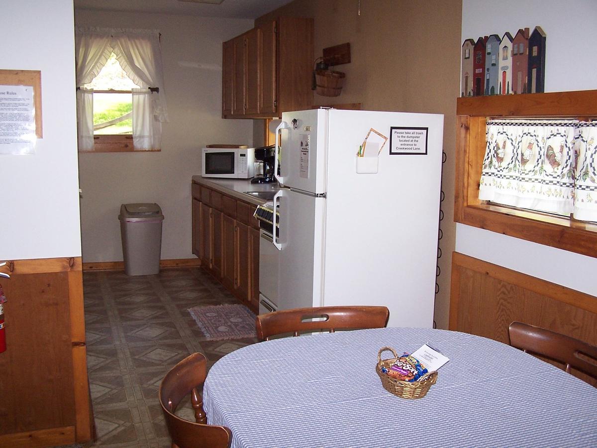 Cabin Creekwood Lyndhurst ภายนอก รูปภาพ