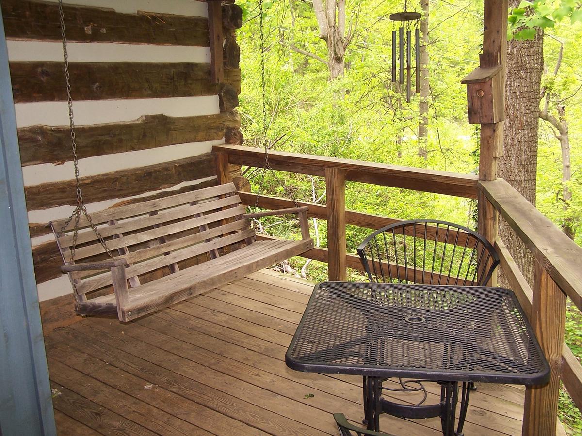 Cabin Creekwood Lyndhurst ภายนอก รูปภาพ