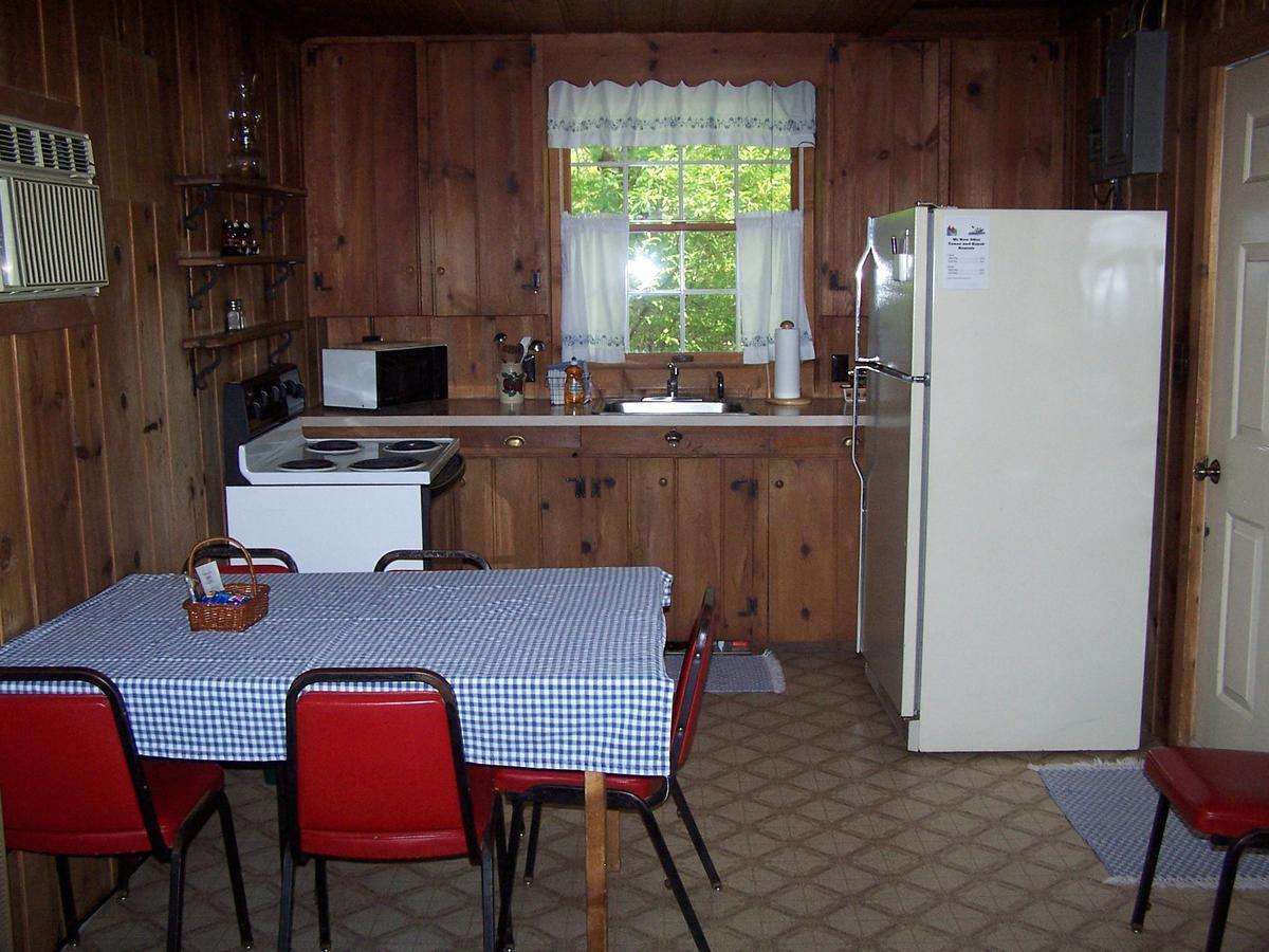 Cabin Creekwood Lyndhurst ภายนอก รูปภาพ