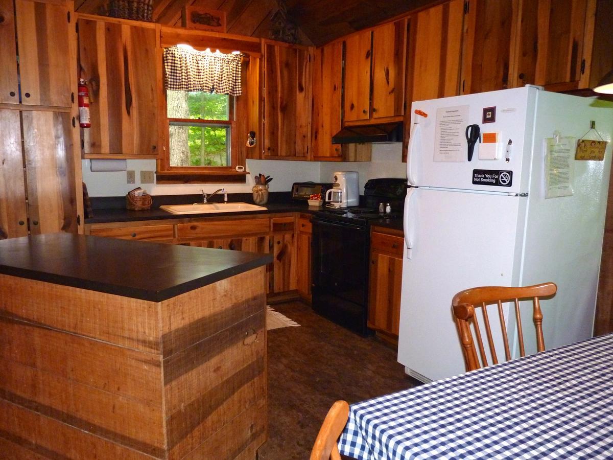 Cabin Creekwood Lyndhurst ภายนอก รูปภาพ